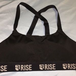 RISE Women’s Padded Sports Bra